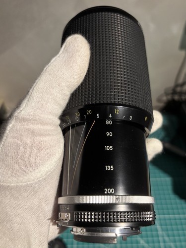 Nikkor 200mm f - ai-s, 80-200mm
