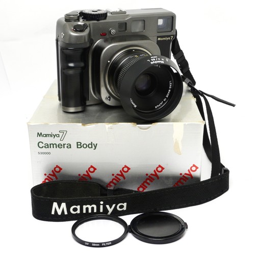 Mamiya con obiettivo - ✮, 7